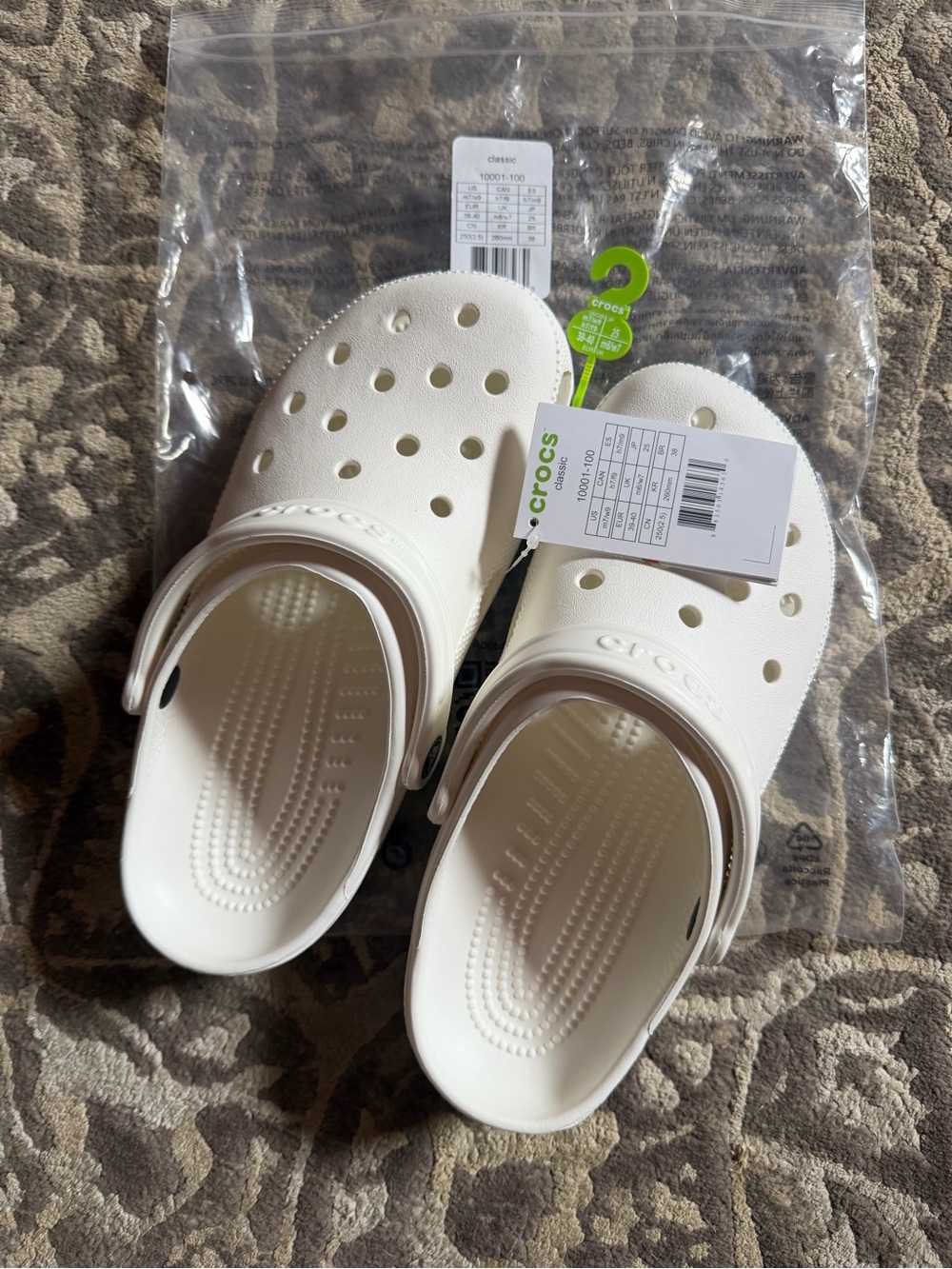 CROCS Classic Clog - White